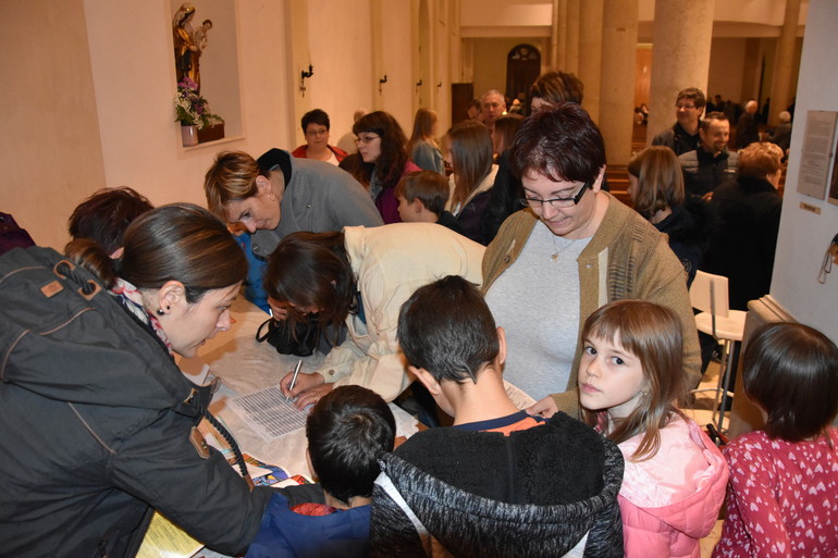 affluence pour l'inscription au caté