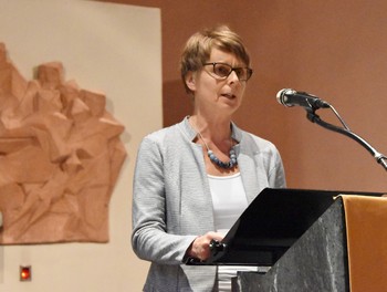 Mme Marlène Eyer de Courgenay, diacre dans sa communauté mennonite, secrétaire-caissière 