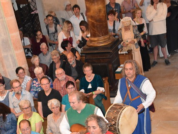 Procession des offrandes animée par le groupe Mordini