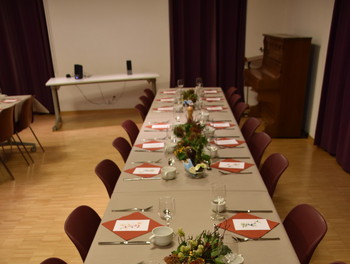 Une belle table attendait les invités