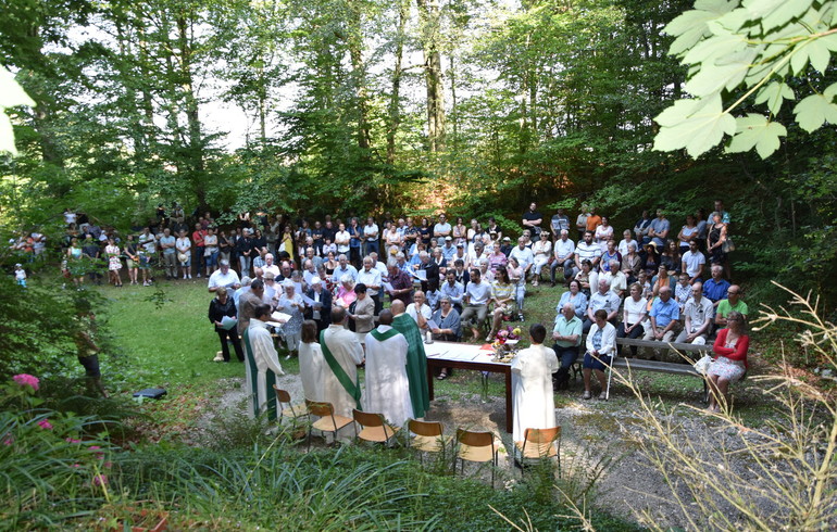 Messe à la Grotte de Cornol