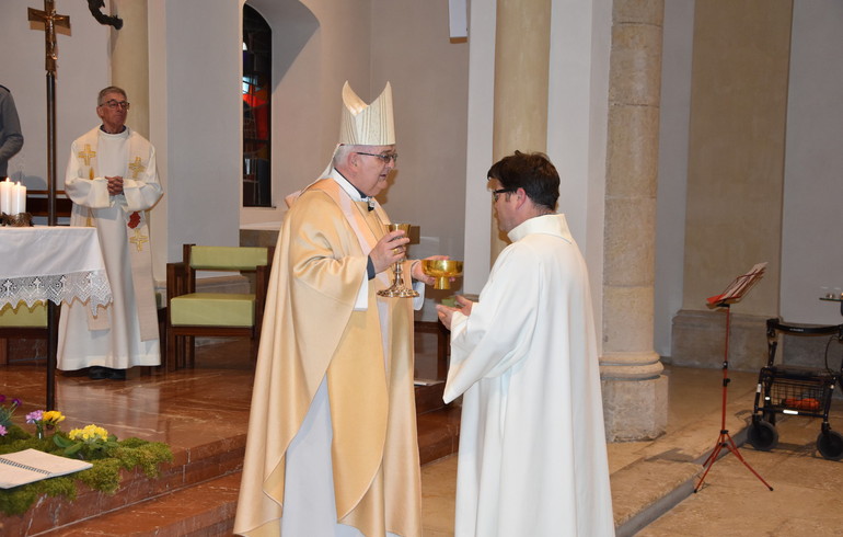 Institution de Patrick Godat comme lecteur et acolyte