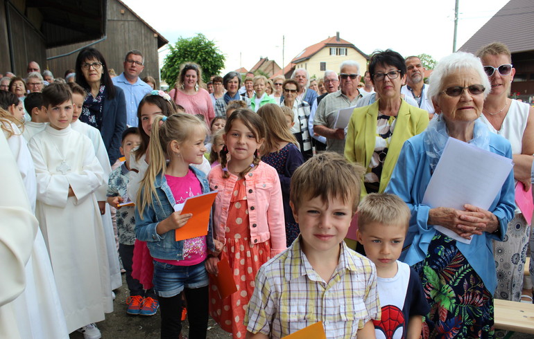 Célébrations de la Fête-Dieu en images