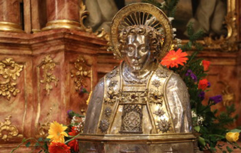 Messe d'ouverture du 1400ème de la mort de St-Ursanne