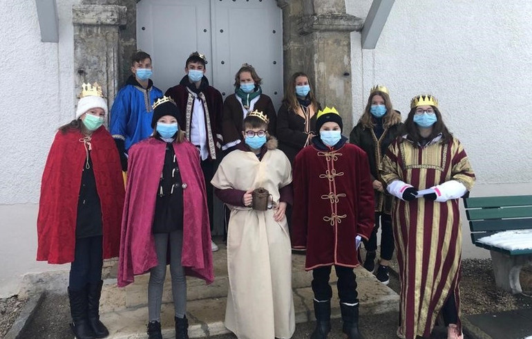 Les servants du Clos du Doubs lors de la fête de l'Epiphanie