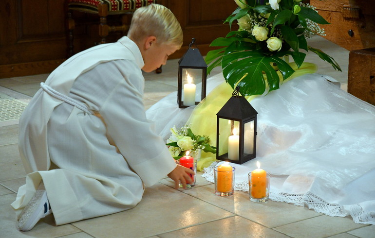 Premières Communions Paroisse Saint-Nicolas de Flüe