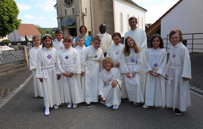 Communion à Courtedoux -18 mai 2025
