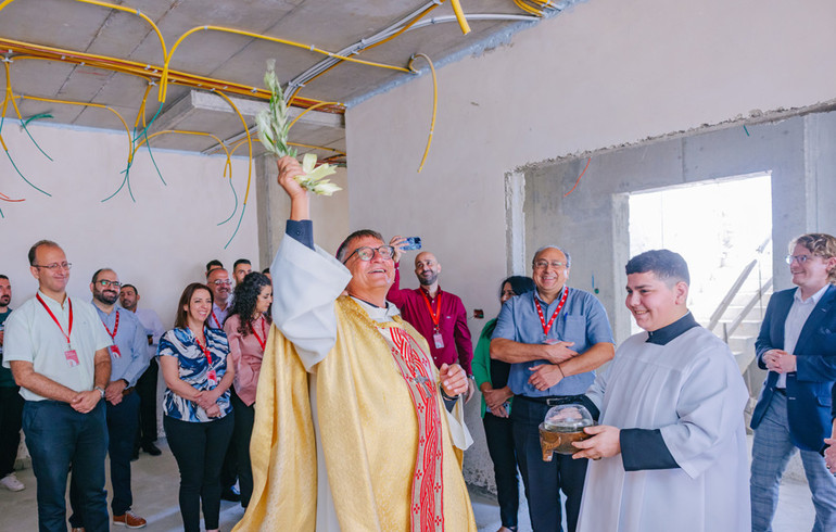Bénédiction d’une nouvelle aile du Caritas Baby Hospital à Bethléem par Mgr Gmür